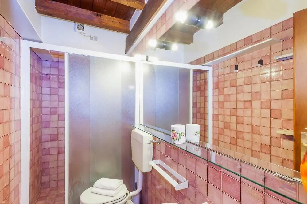 Apartament La Terrazza Sul Teatro Werona